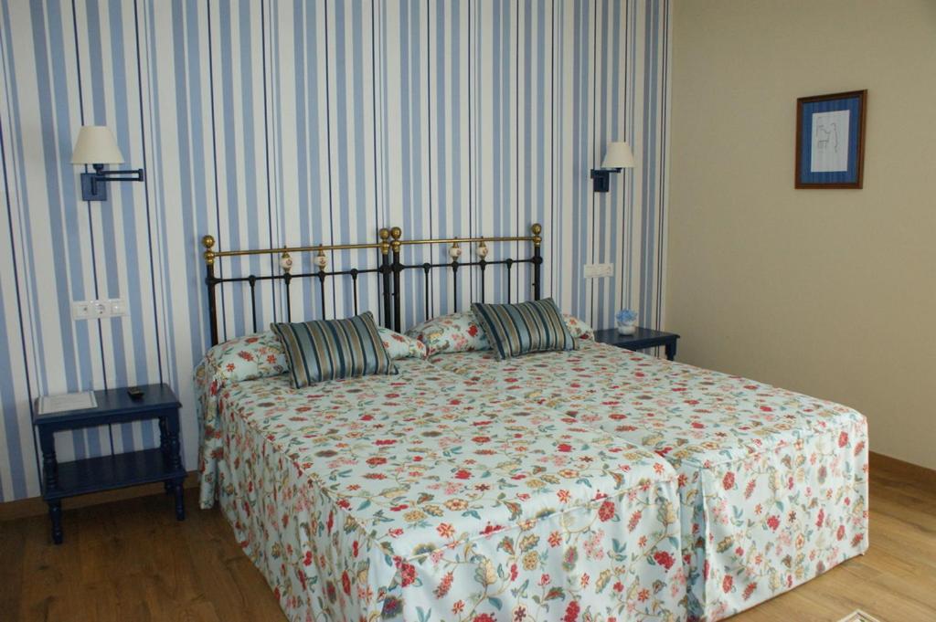 Colonial De Santillana Hotel 3*